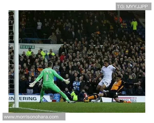 足球明星精彩瞬间盘点各类射门技巧与风格大揭秘